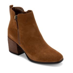 EUC Blondo Camel Suede Waterproof Booties